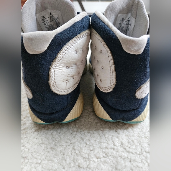 Jordans 3.5 Youth - Picture 7 of 17